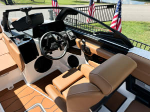 2025-malibu-wakesetter-22-mxz-137634-image9