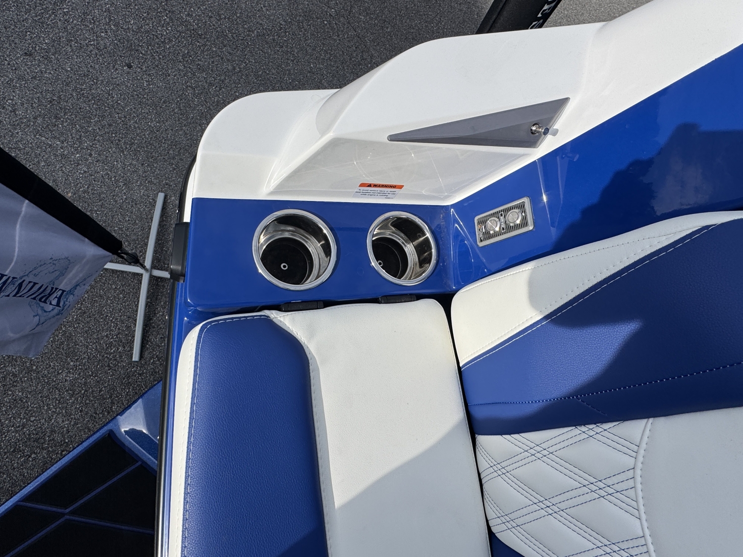 2025 MALIBU M242