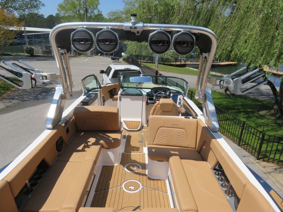 2023-mastercraft-x26-137640-image10
