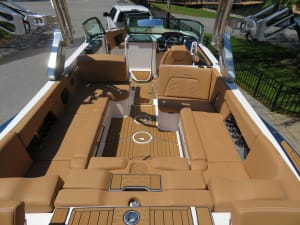 2023-mastercraft-x26-137640-image4