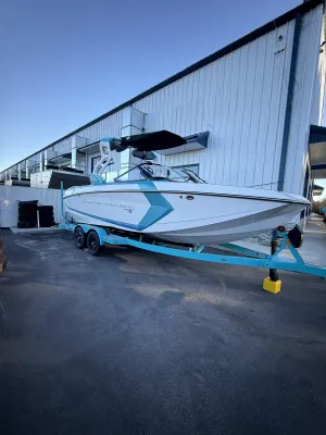 2020-nautique-g23-137657-image0.webp