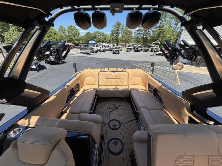 2022-mastercraft-x26-137668-image11.webp