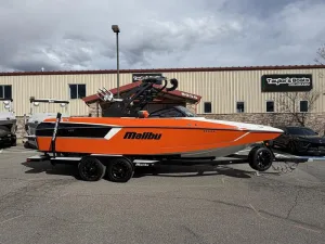 2020-malibu-wakesetter-24-mxz-130674-image1