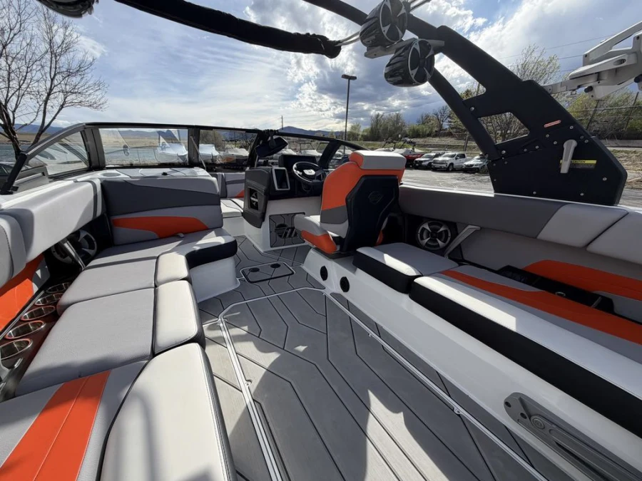2020 Malibu Boats Wakesetter 24 MXZ for sale in Littleton, Colorado