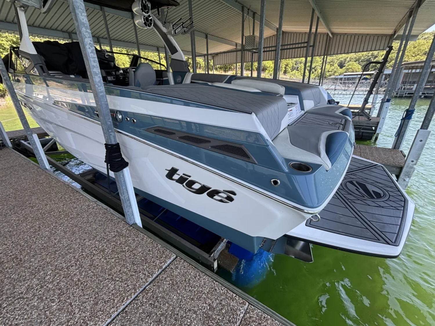 2019 Tige Boats ZX5 