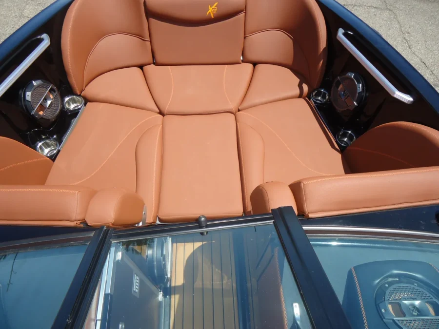 2018-mastercraft-x23-137719-image2.webp