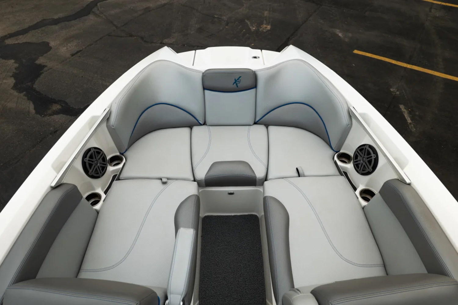 2016 MASTERCRAFT X46 1 OWNER VERY CLEAN SERVICED AND READY TO GO!!
