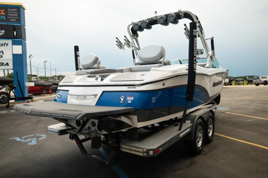 2016-mastercraft-x46-137730-image7.webp