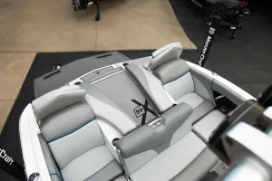 2016-mastercraft-x46-137730-image9.webp