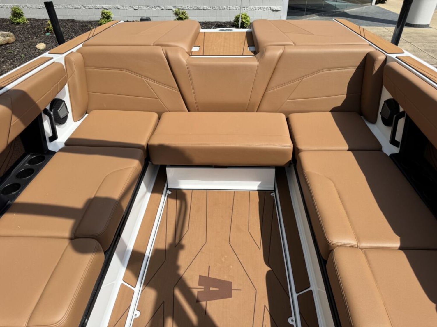 2026 AXIS T250