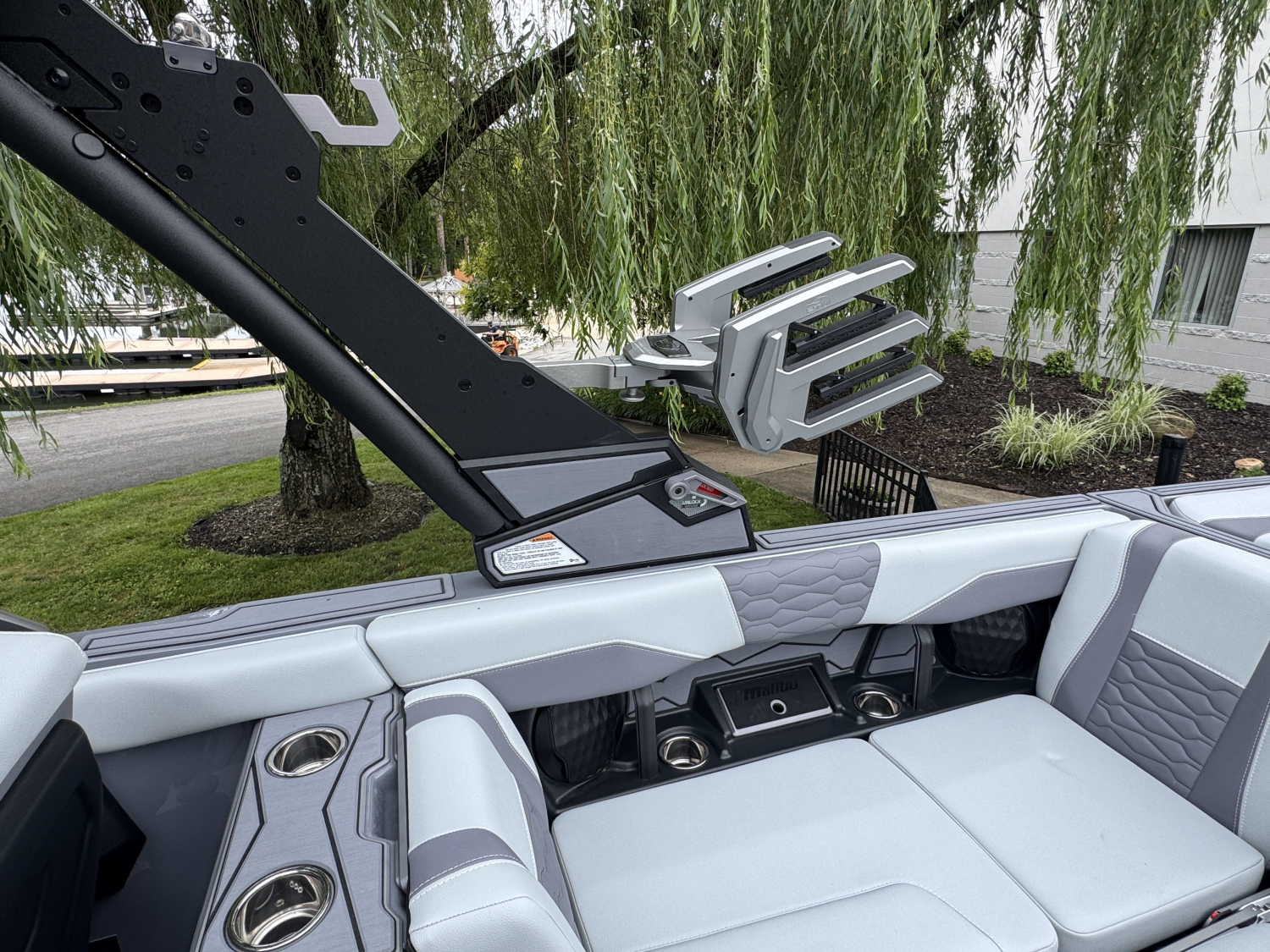 2026 MALIBU 24 MXZ
