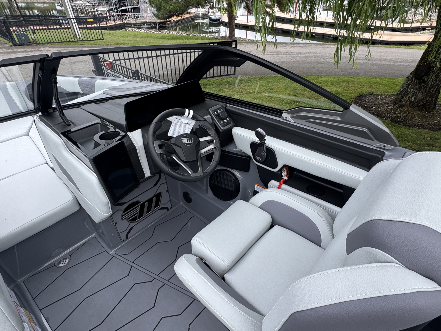 2026 MALIBU 24 MXZ