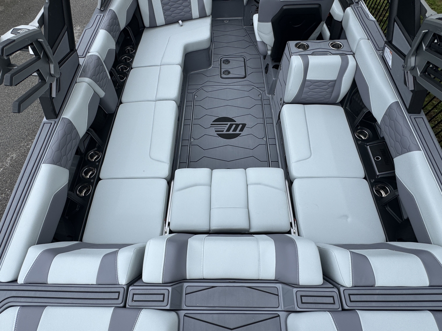 2026 MALIBU 24 MXZ