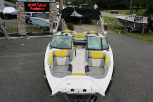 2015-mastercraft-x46-137748-image14