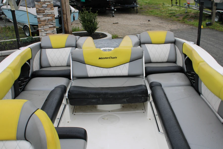 2015-mastercraft-x46-137748-image24