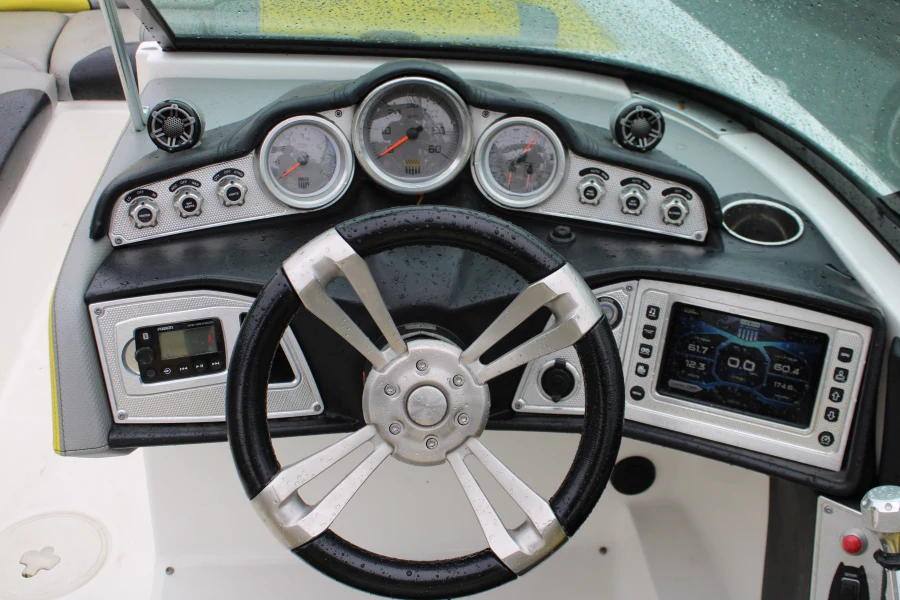 2015-mastercraft-x46-137748-image28