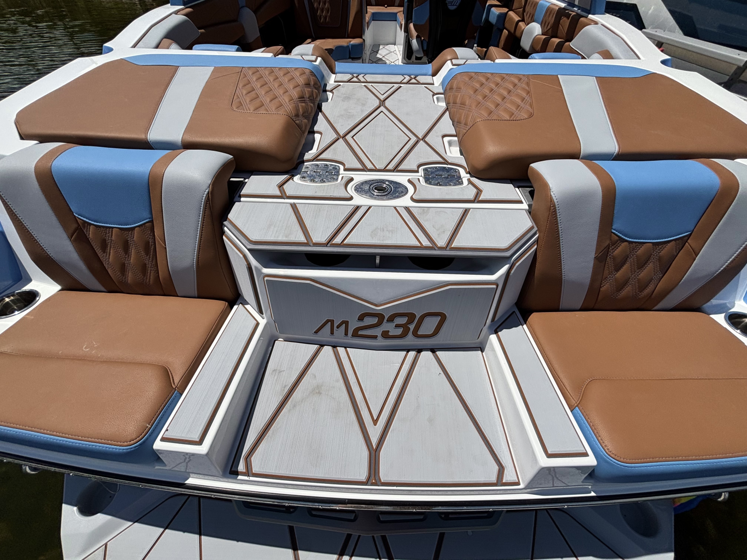 2026 Malibu M230