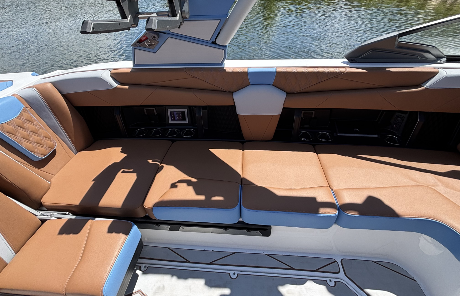2026 Malibu M230
