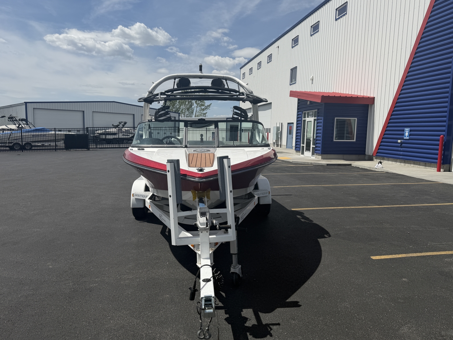 2017 Nautique 200