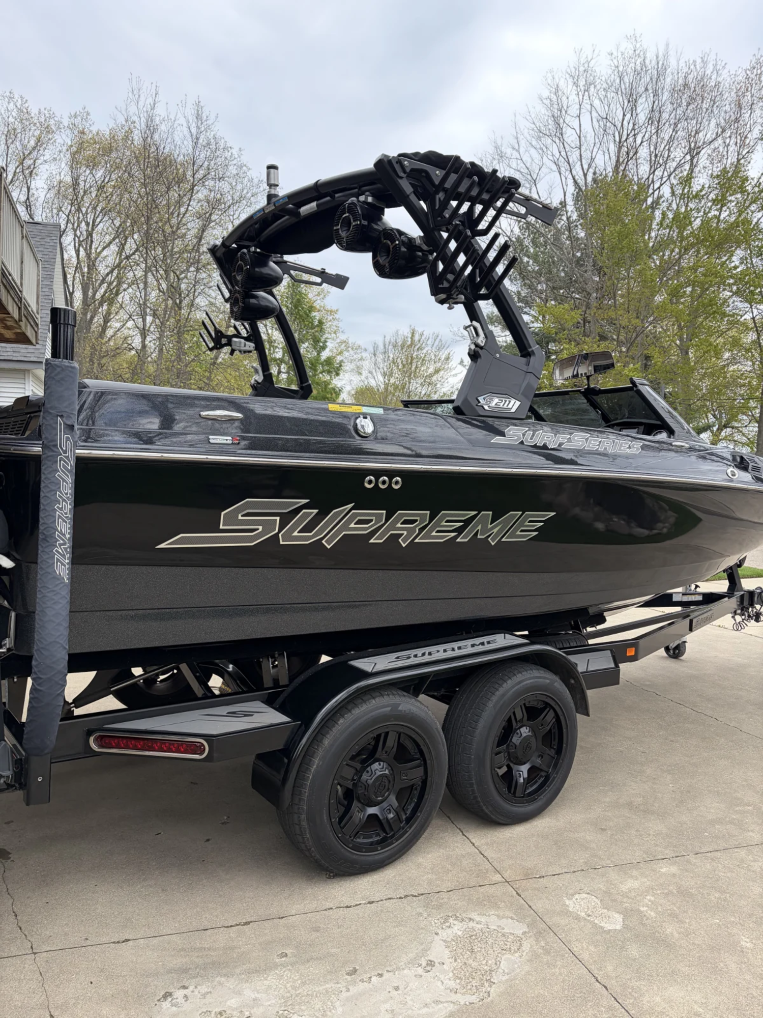 2017 Supreme S211 Photo Shoot Boat