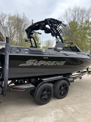 2017 Supreme Boats S211 for sale in Lawton, Michigan