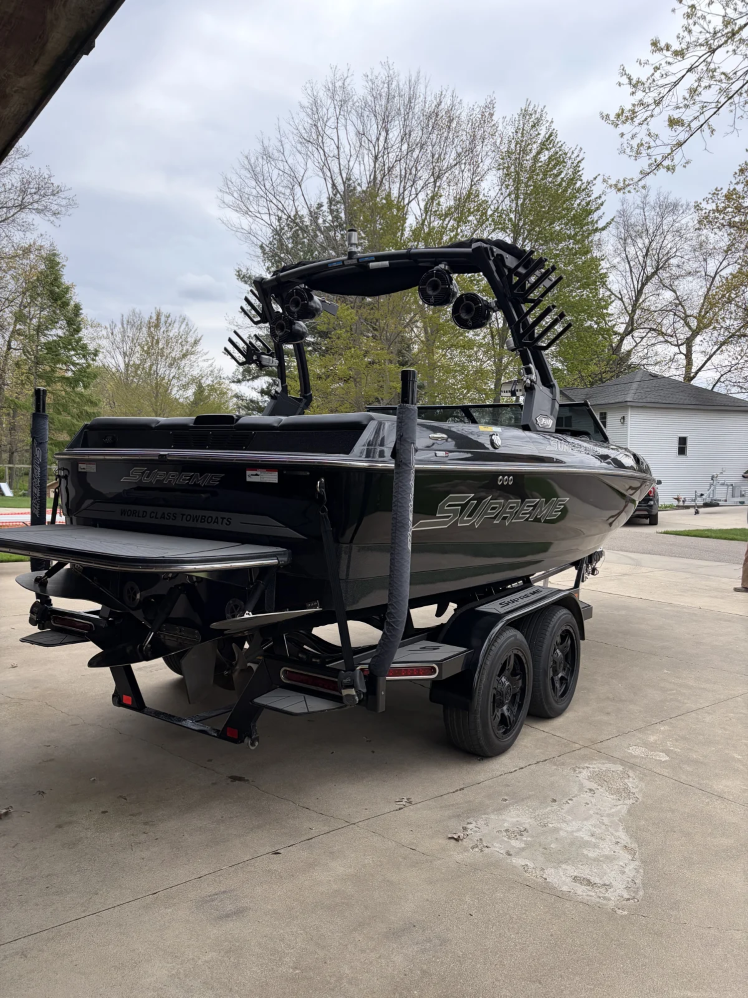 2017 Supreme S211 Photo Shoot Boat