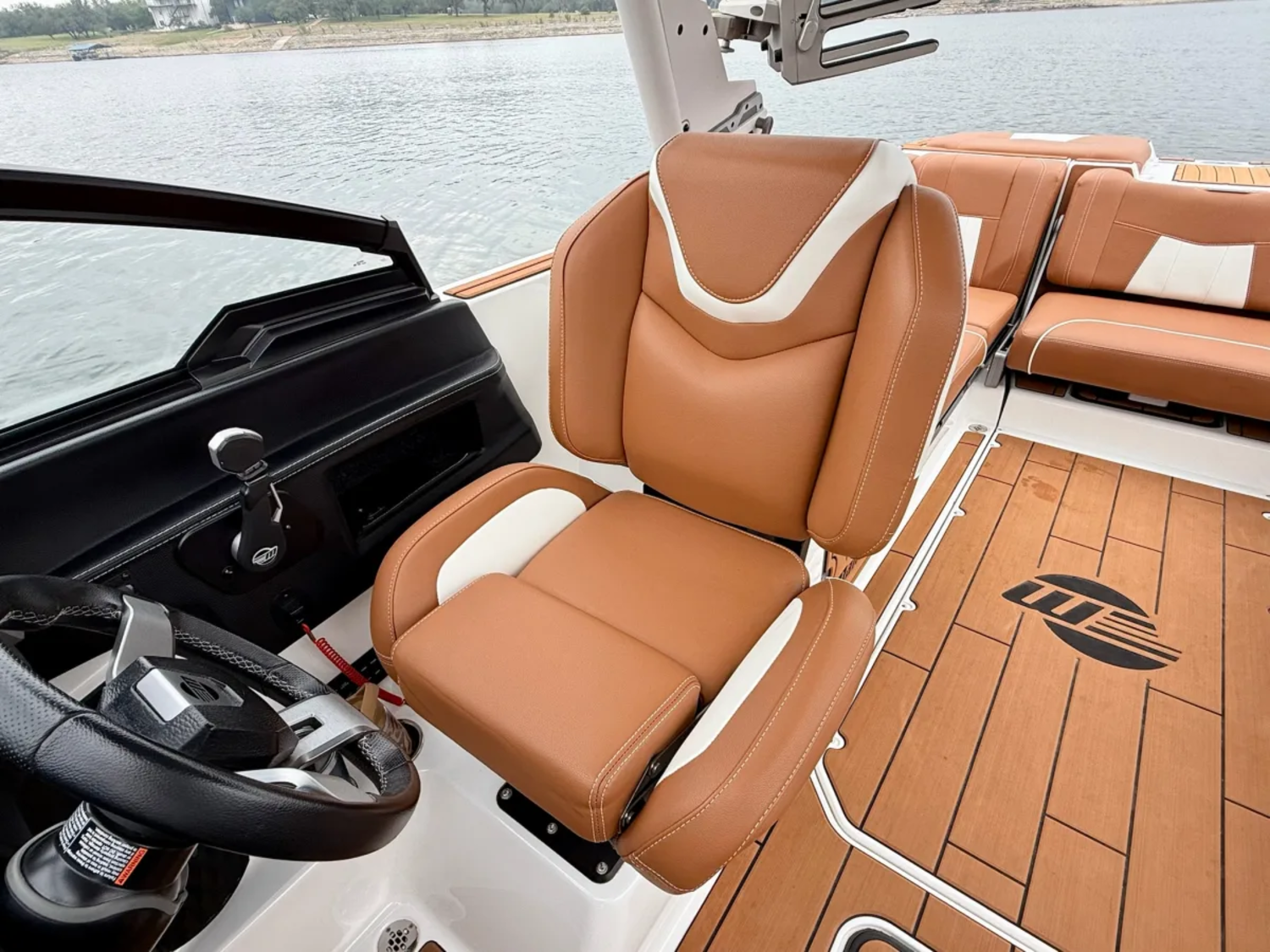 2023 Malibu 24 MXZ