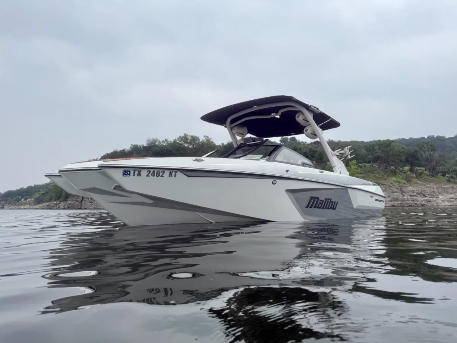 2023 Malibu 24 MXZ