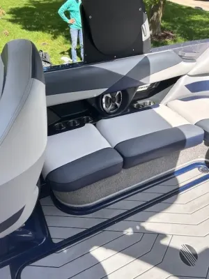 2017 Malibu Boats Wakesetter 23 LSV for sale in Indianapolis, Indiana