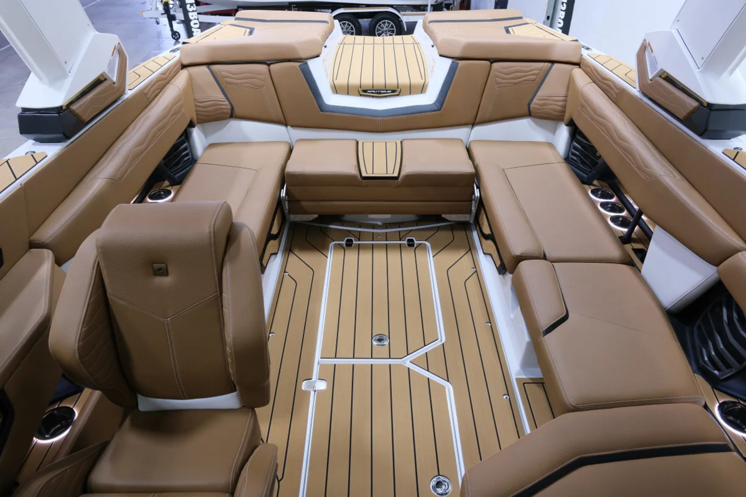 2026 Nautique G23