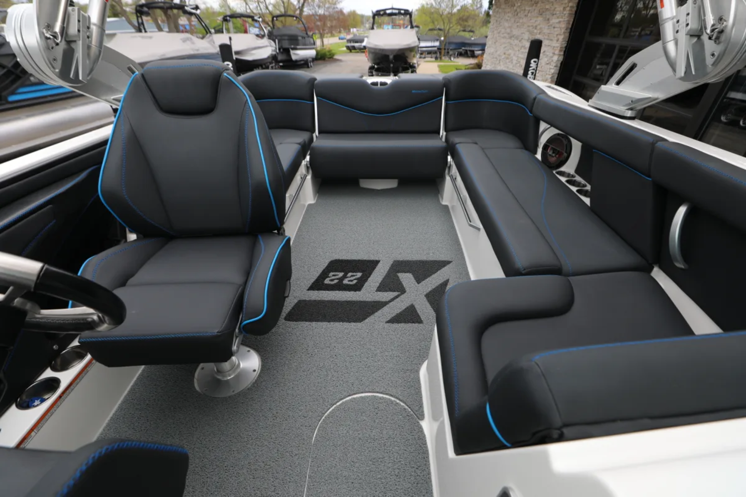 2018 Mastercraft XT22 - New Arrival!! Low Hours 