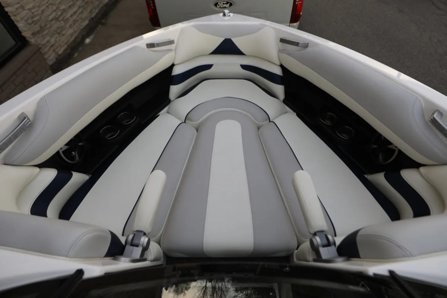 2017 Malibu 23 LSV Wakesetter - New Arrival!!
