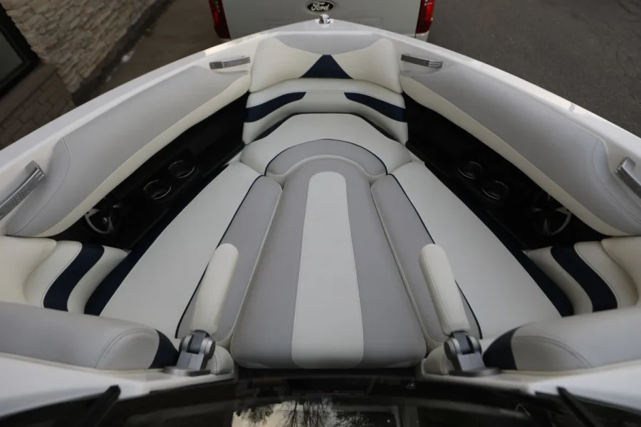 2017 Malibu Boats Wakesetter 23 LSV for sale in Highland, Michigan