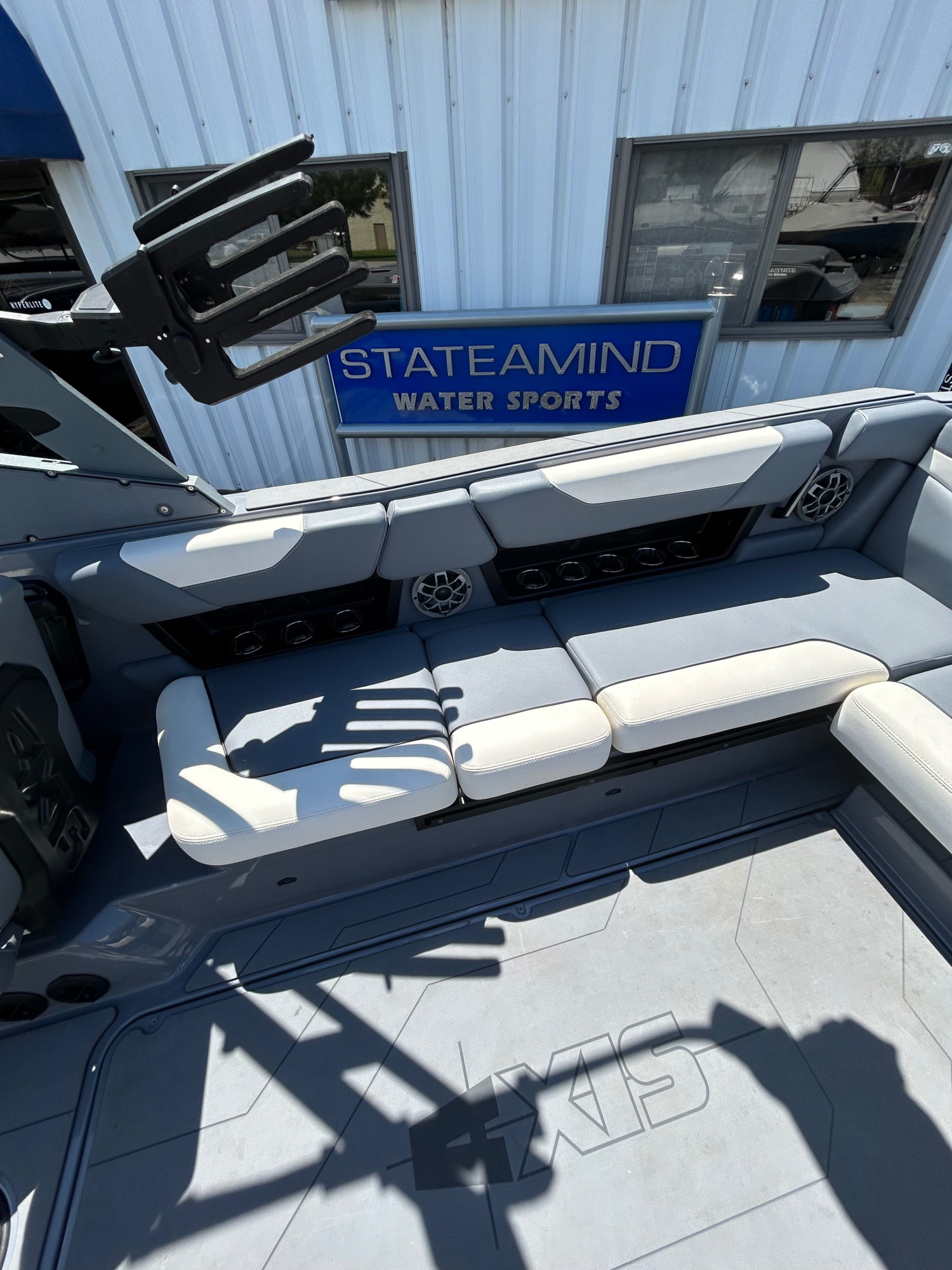 2023 Axis A24