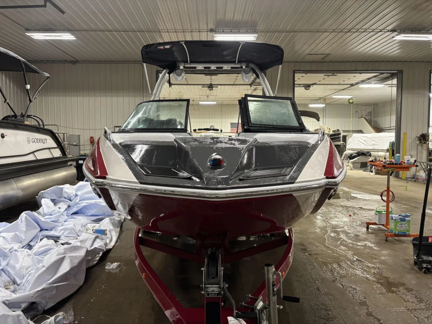 2015 MOOMBA MONDO