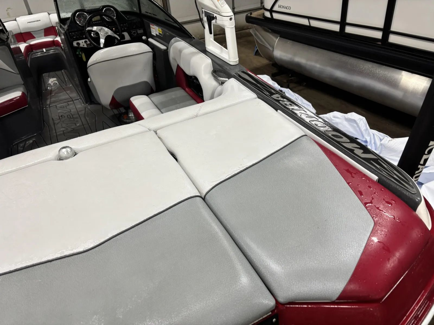 2015 MOOMBA MONDO
