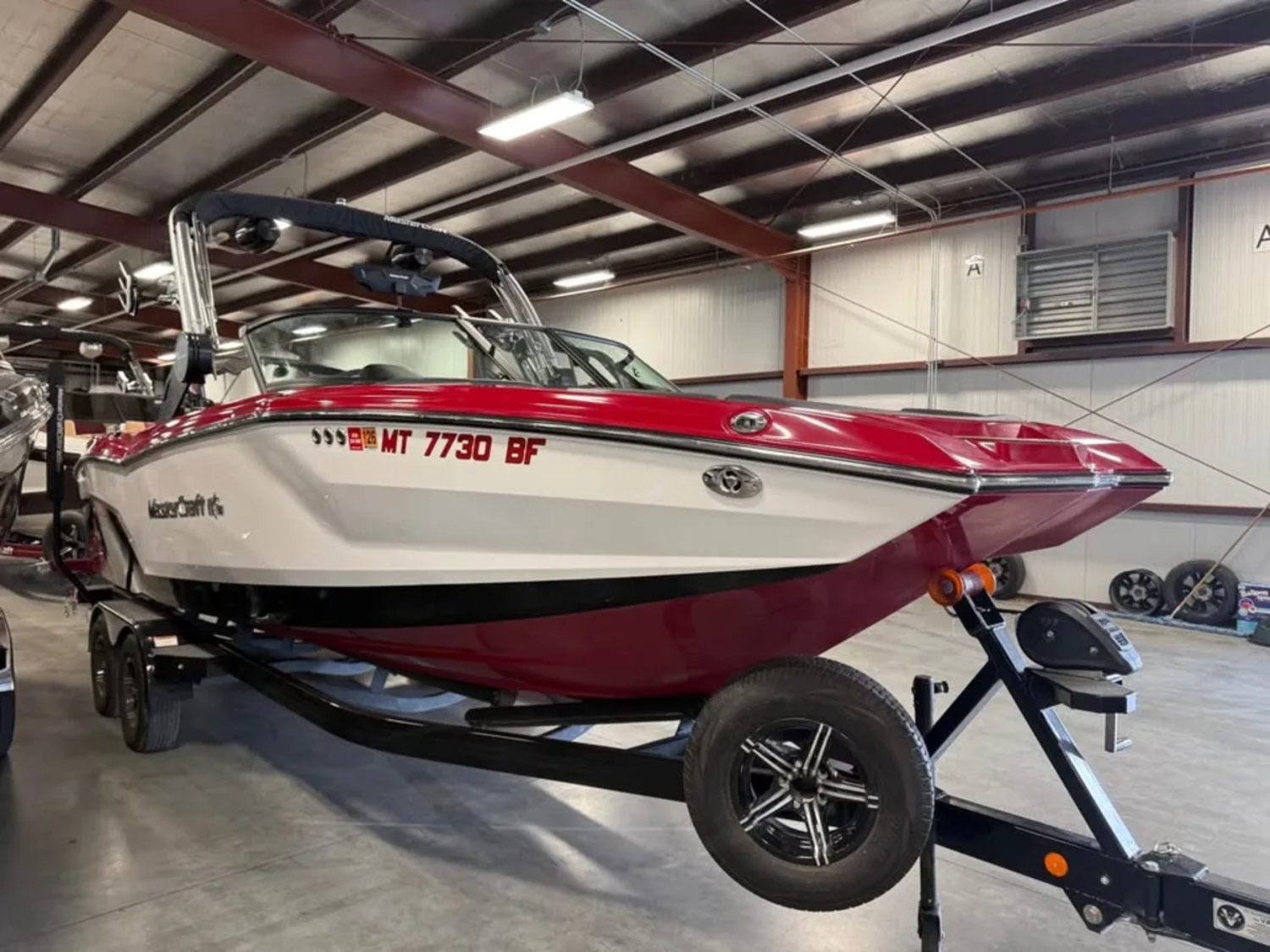 2022 MasterCraft NXT24