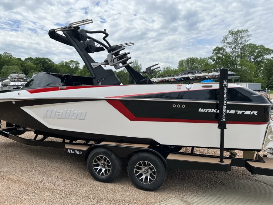 2022 Malibu Boats Wakesetter 24 MXZ for sale in Wayzata, Minnesota