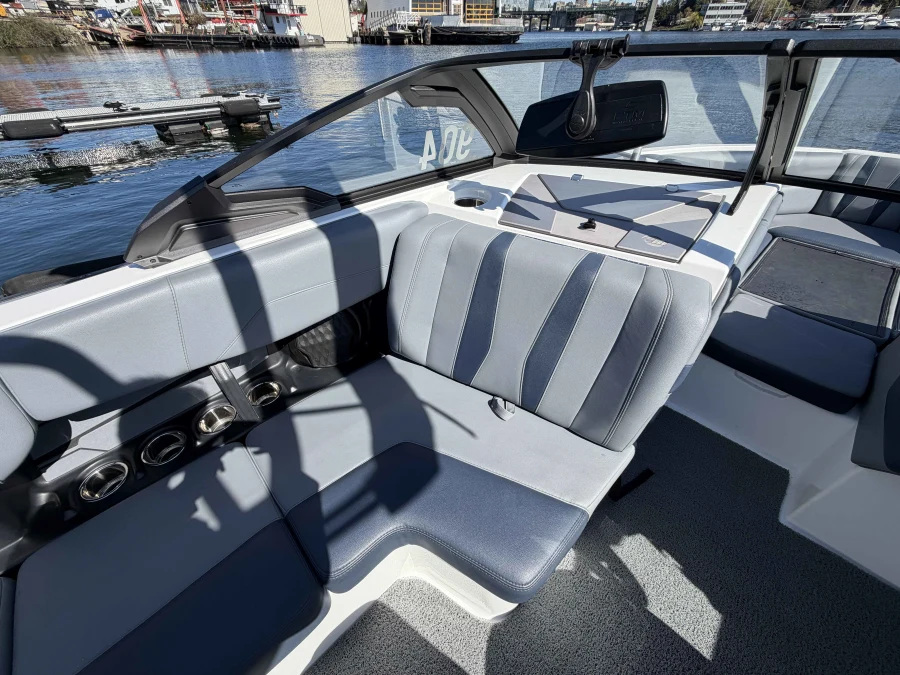 2025-malibu-wakesetter-22-lsv-130850-image12