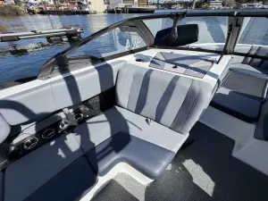 2025-malibu-wakesetter-22-lsv-130850-image12