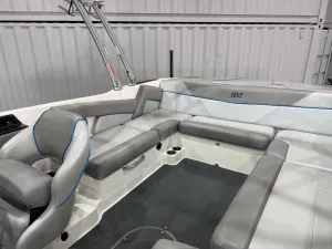 2017-mastercraft-nxt22-130851-image26