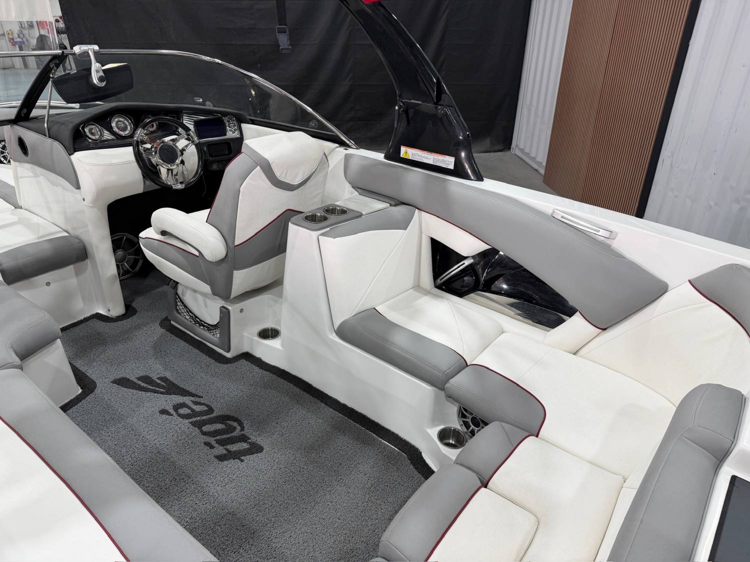 2013 TIGE Z3