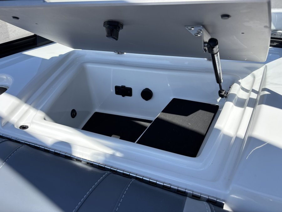 2024-malibu-wakesetter-22-lsv-130854-image18