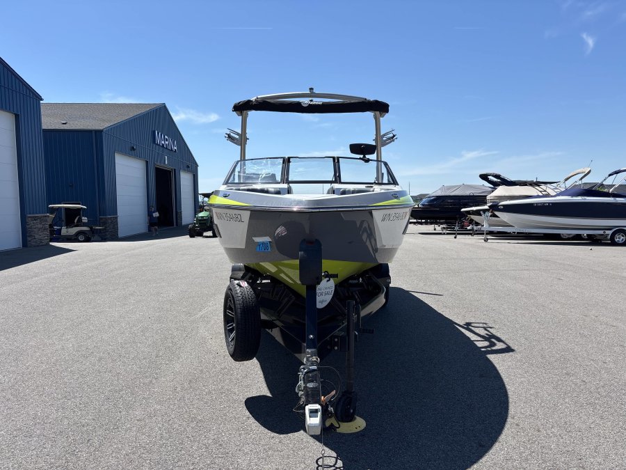 2024-malibu-wakesetter-22-lsv-130854-image3