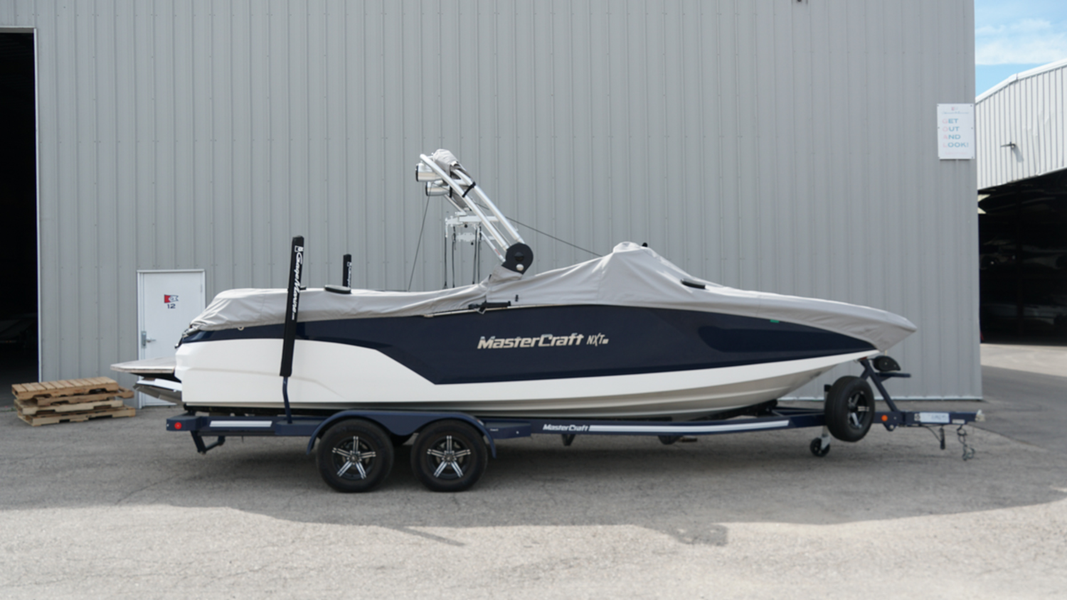 2021 MasterCraft NXT24