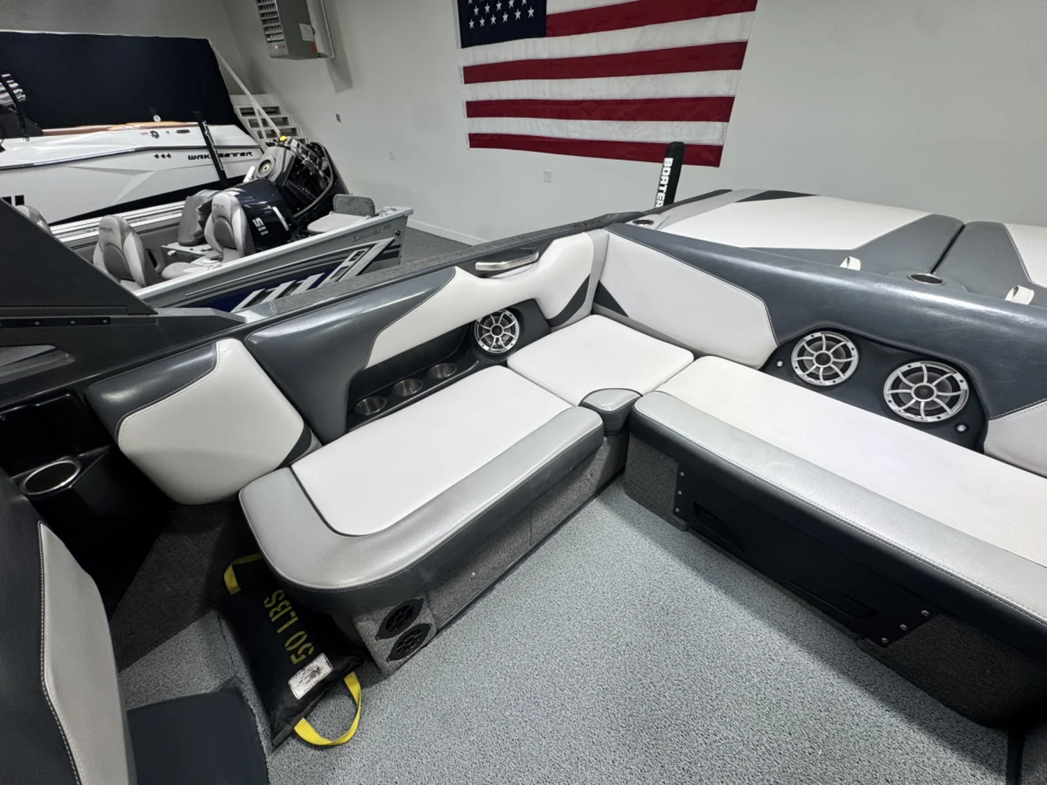 2015 Axis T22 Surf Gate Auto-Set Wedge Well equipped