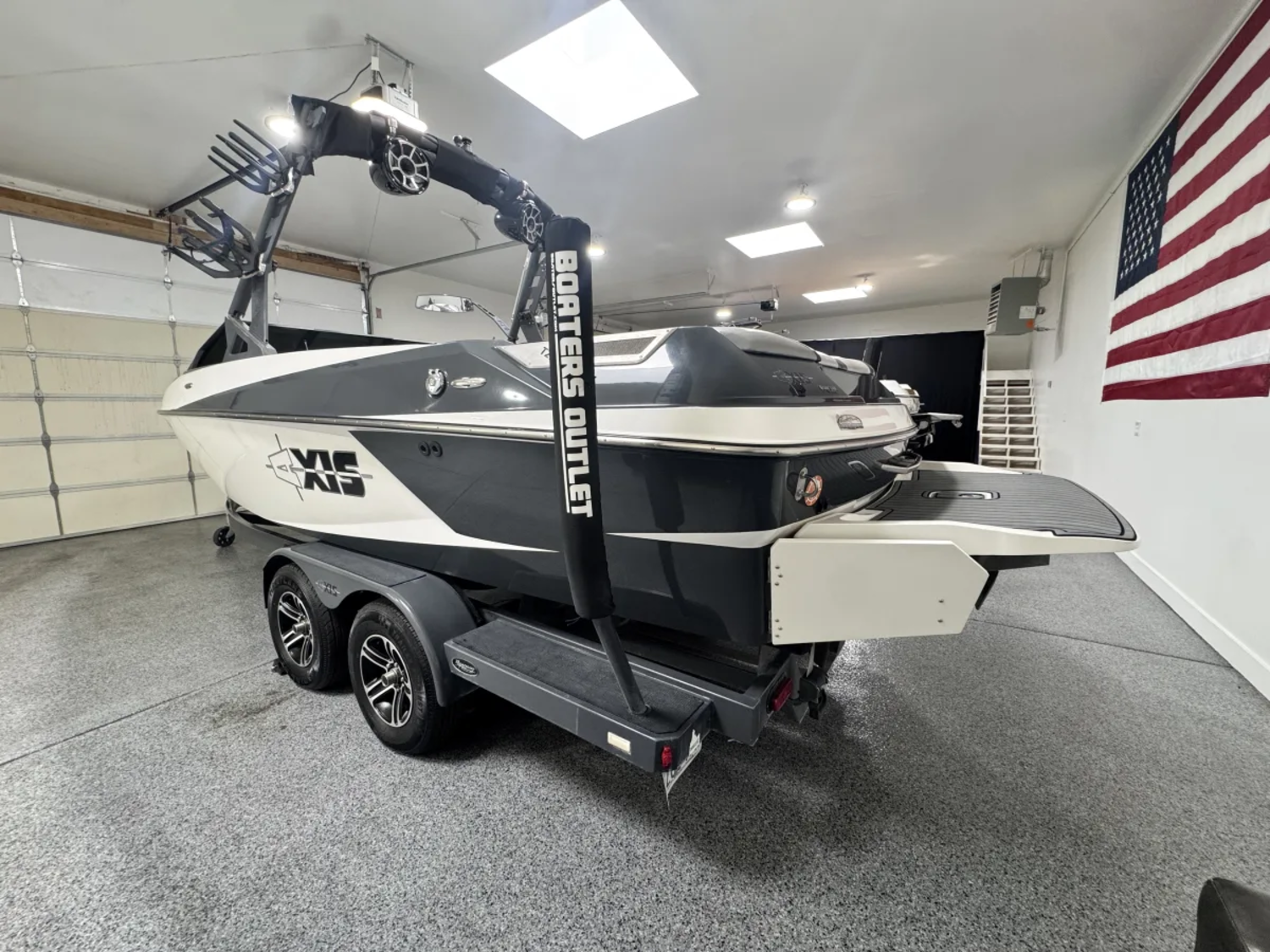 2015 Axis T22 Surf Gate Auto-Set Wedge Well equipped