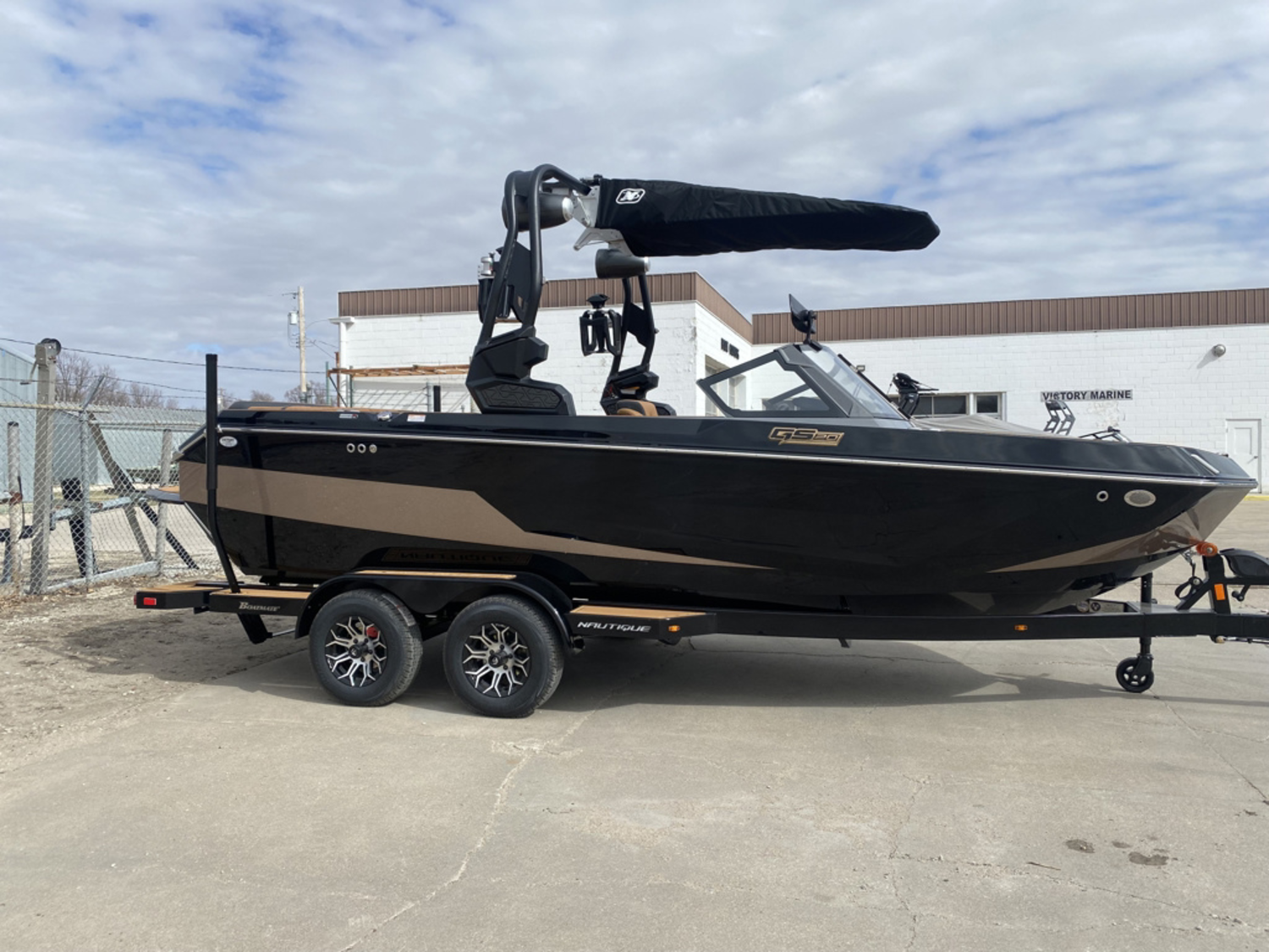 2024 Nautique GS 20