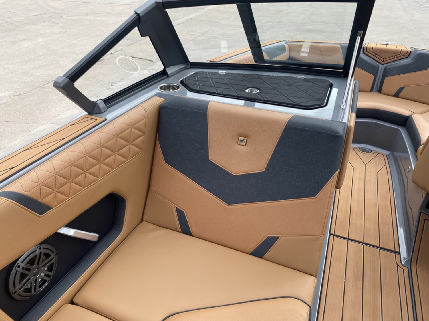 2024 Nautique GS 20