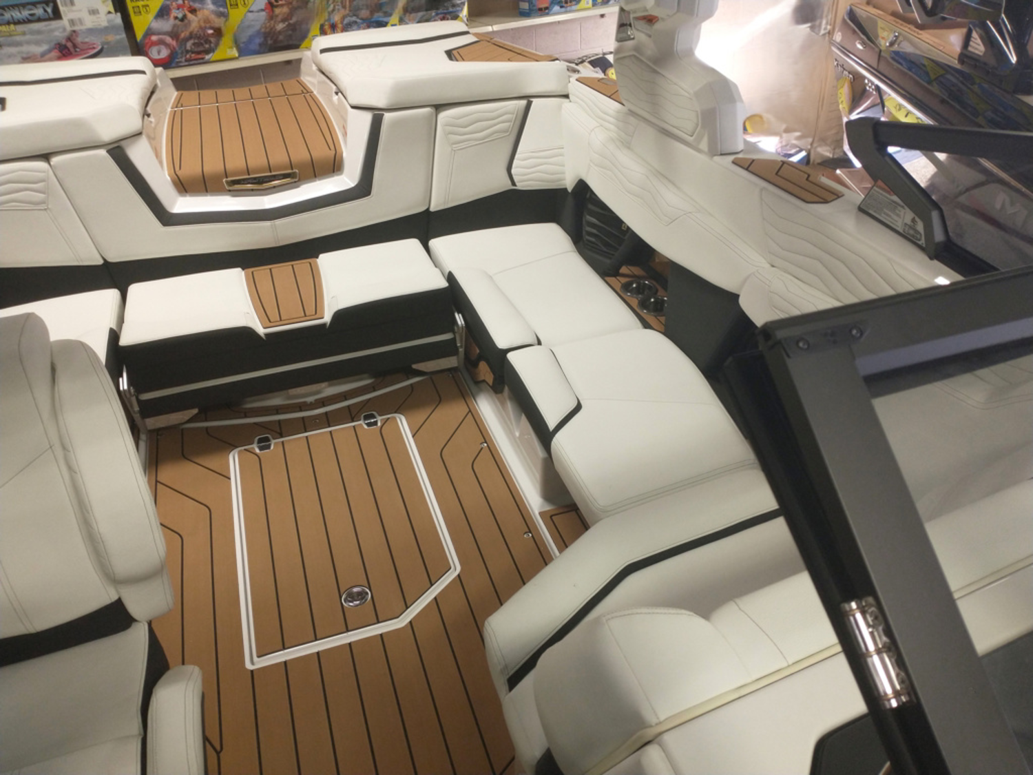 2025 Nautique Super Air G21
